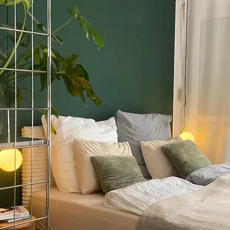 Luxurioese, 3 - Schlafzimmer Mit Tiefgarage & Balkon