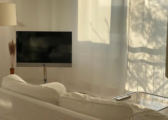 Apartamento Luxurioese, 3 - Schlafzimmer Mit Tiefgarage & Balkon *